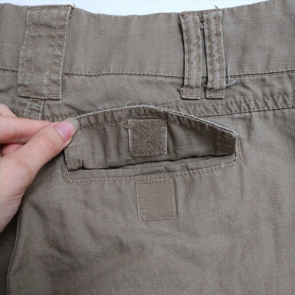 NWT BeBop Women's Brown Cargo Shorts Size 1 Juniors - Picture 9 of 12